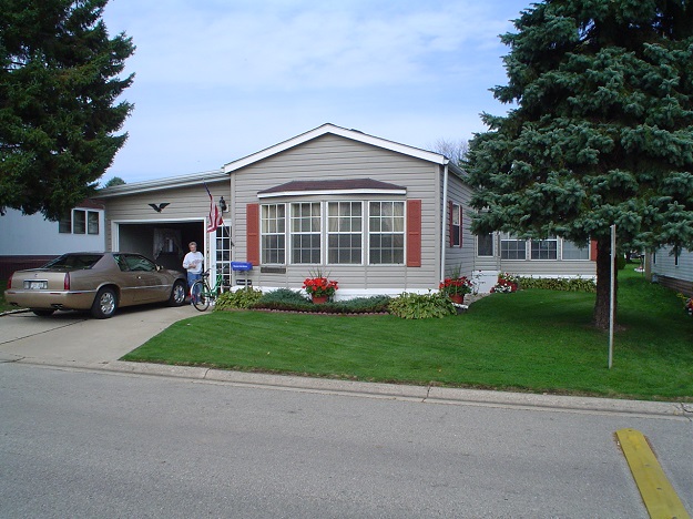 Evergreen Village manufactured home