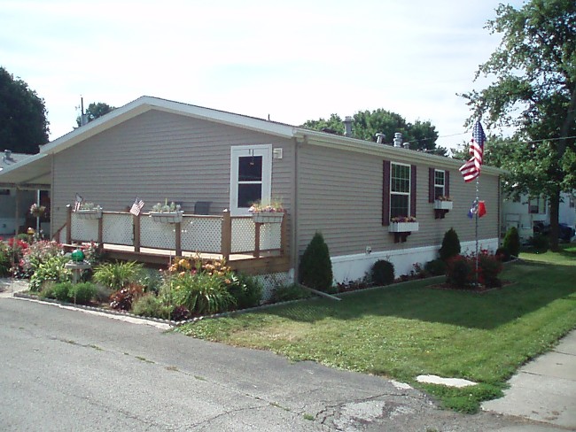 Royal Acres manufactured home